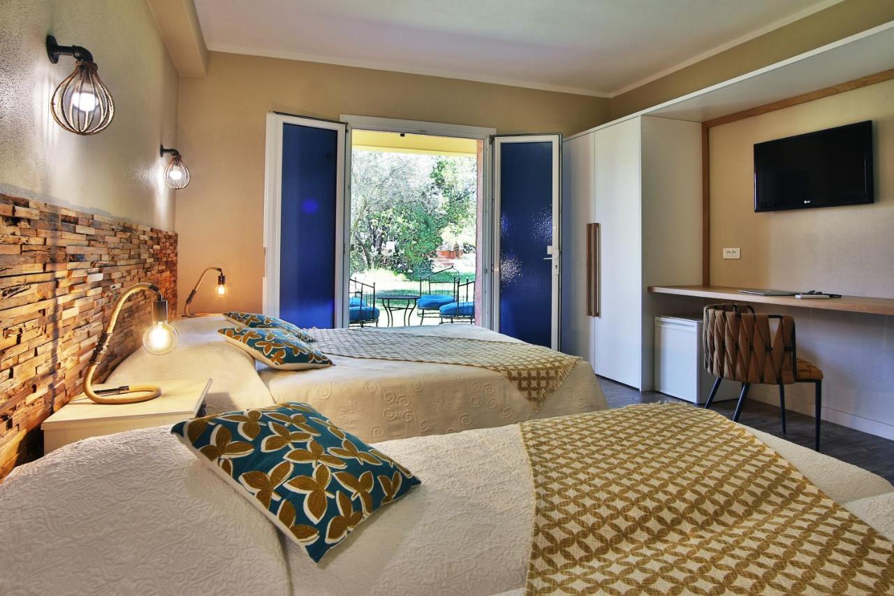 Hotel Du Pont De L'Oso 르씨 외부 사진
